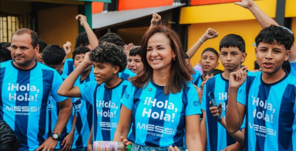 WhatsApp-Image-2026-02-08-at-10.47.09-1-1024x524 Marcela Aguiñaga Brinda Experiencia a los niños