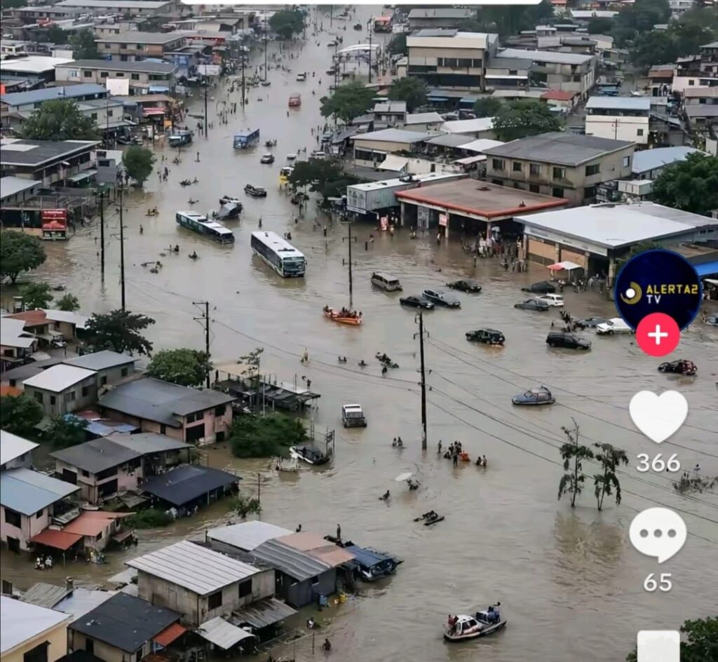 WhatsApp-Image-2026-02-19-at-16.20.39-1-1024x944 Es Guayaquil Inundado