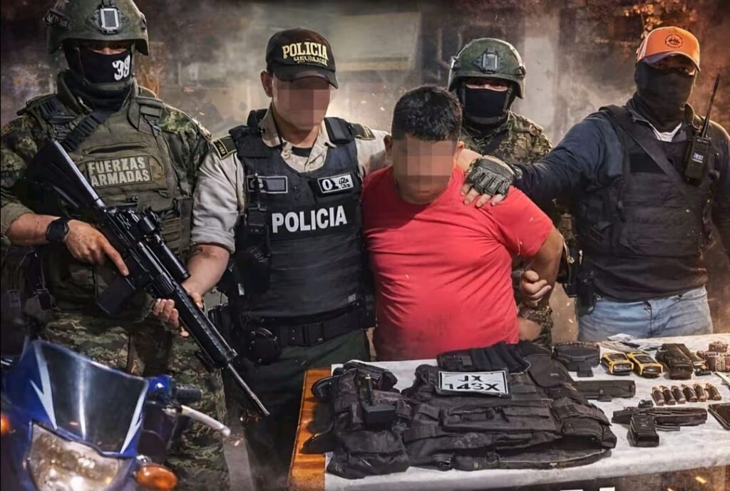 WhatsApp-Image-2026-03-11-at-09.20.59-1-1024x689 En Bucay Lo Atrapan En Un Allanamiento.