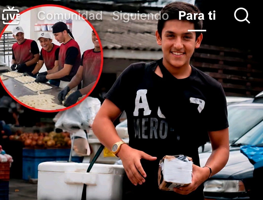 VENDIA EMPANADAS EN LAS CALLE